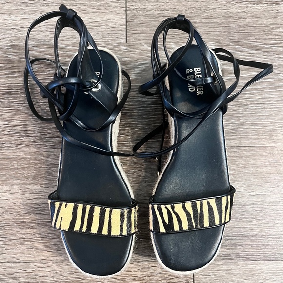 Bleecker & Bond | DSW | Odette Espadrille Platform Wedge Sandal Tiger Print 8.5 - Picture 4 of 6
